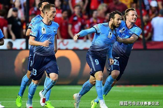 国际米兰接近签下利物浦中场球员柯蒂斯·琼斯